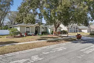 8443 Ridgebrook Cir, Odessa, FL 33556 - Photo 87