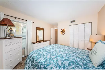 6180 Sun Boulevard #106, Saint Petersburg, FL 33715 - Photo 11