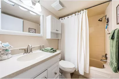 6180 Sun Boulevard #106, Saint Petersburg, FL 33715 - Photo 9