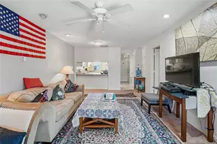 3814 N Oak Dr, Tampa, FL 33611 - Photo 9