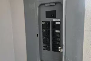 6100 12th St S, Saint Petersburg, FL 33707 - Photo 25