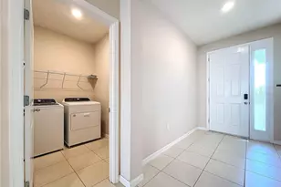 8341 Bower Bass Cir, Wesley Chapel, FL 33545 - Photo 15