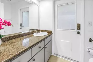 2789 Valencia Ln W, Palm Harbor, FL 34684 - Photo 27