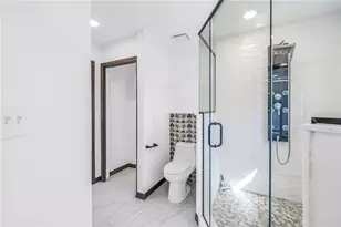 2789 Valencia Ln W, Palm Harbor, FL 34684 - Photo 29