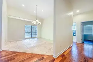 588 Bay St, Palm Harbor, FL 34683 - Photo 9