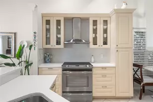 1731 Capri Ln, Tarpon Springs, FL 34689 - Photo 25