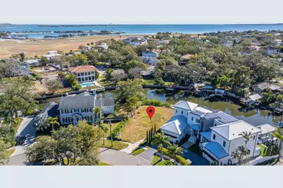 678 Geneva Place, Tampa, FL 33606 - Photo 3