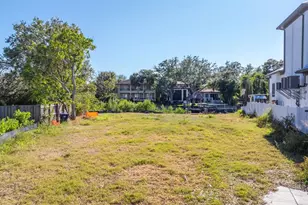 678 Geneva Pl, Tampa, FL 33606 - Photo 9