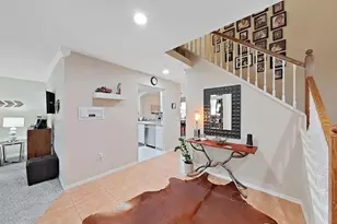 8229 Eagles Park Dr N, Saint Petersburg, FL 33709 - Photo 9