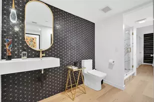 5950 Pelican Bay Plaza S, Saint Petersburg, FL 33707 - Photo 29