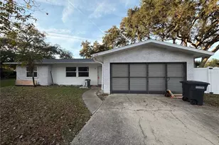 2076 Butternut Cir W, Clearwater, FL 33763 - Photo 1