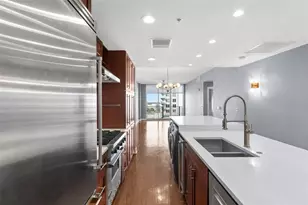 1120 E Kennedy Blvd, Tampa, FL 33602 - Photo 7