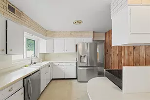 213 Park St N, Saint Petersburg, FL 33710 - Photo 11
