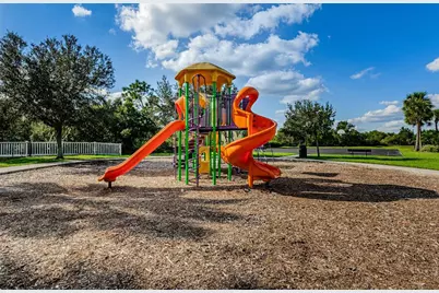 33034 Major Oak Drive, Wesley Chapel, FL 33545 - Photo 45