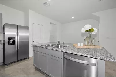 33034 Major Oak Drive, Wesley Chapel, FL 33545 - Photo 11