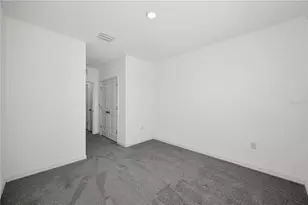 33034 Major Oak Dr, Wesley Chapel, FL 33545 - Photo 23