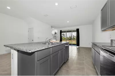 33034 Major Oak Drive, Wesley Chapel, FL 33545 - Photo 9