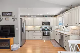 11780 129th Terrace, Seminole, FL 33778 - Photo 17