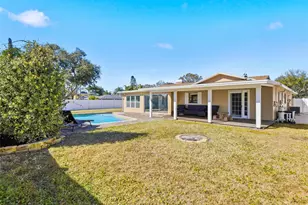 9429 Laura Anne Dr, Seminole, FL 33776 - Photo 37