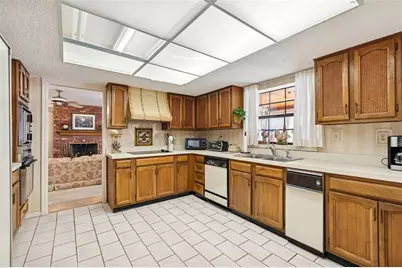 29244 Whipporwill Lane, Wesley Chapel, FL 33543 - Photo 11