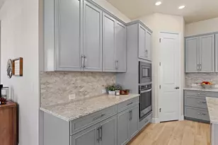 5937 Golden Nettle Dr, Apollo Beach, FL 33572 - Photo 9