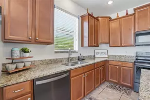 2444 Dakota Rock Dr, Ruskin, FL 33570 - Photo 13