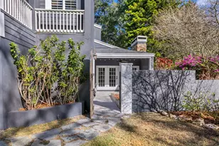 10402 Oakbrook Dr, Tampa, FL 33618 - Photo 87