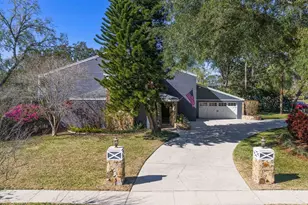 10402 Oakbrook Dr, Tampa, FL 33618 - Photo 91