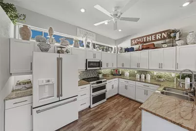 12422 Woodlands Circle, Dade City, FL 33525 - Photo 27