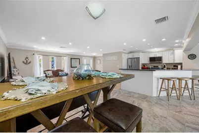 17161 2nd Street E, North Redington Beach, FL 33708 - Photo 11