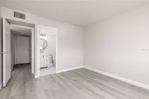 10355 Paradise Blvd, Treasure Island, FL 33706 - Photo 29