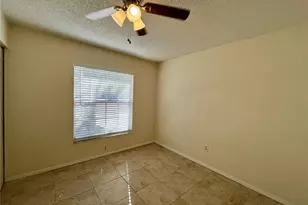 945 Burlwood St, Brandon, FL 33511 - Photo 13