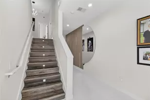 520 Villa Treviso Ct, Apollo Beach, FL 33572 - Photo 9