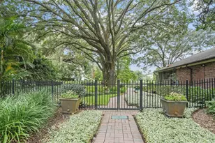 16203 Villarreal De Avila, Tampa, FL 33613 - Photo 69