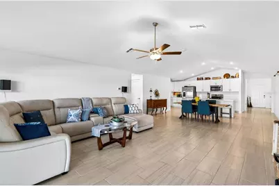 15217 Zircon Red Drive, Wimauma, FL 33598 - Photo 33
