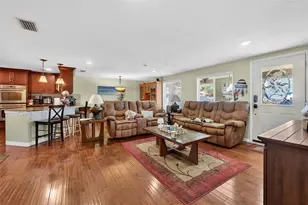 6724 Amundson St, Tampa, FL 33634 - Photo 9