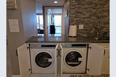1 Key Capri #612W, Treasure Island, FL 33706 - Photo 33