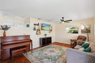 5517 Pershing St NE, Saint Petersburg, FL 33703 - Photo 11