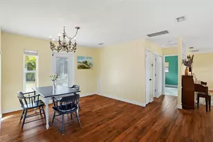 5517 Pershing St NE, Saint Petersburg, FL 33703 - Photo 7