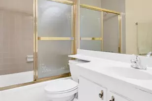 656 Windrush Bay Dr, Tarpon Springs, FL 34689 - Photo 29