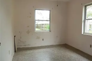 3113 25th St N, Saint Petersburg, FL 33713 - Photo 13