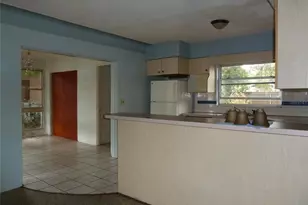 3113 25th St N, Saint Petersburg, FL 33713 - Photo 7