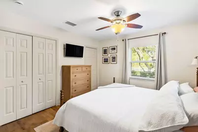 4722 W Wallcraft Avenue, Tampa, FL 33611 - Photo 11