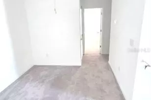 2554 Leonia Ln, Zephyrhills, FL 33541 - Photo 3