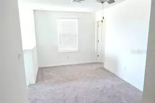 2554 Leonia Ln, Zephyrhills, FL 33541 - Photo 5