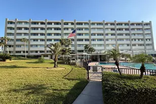 100 Bluff View Dr, Belleair Bluffs, FL 33770 - Photo 1