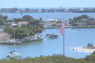 100 Bluff View Dr, Belleair Bluffs, FL 33770 - Photo 9