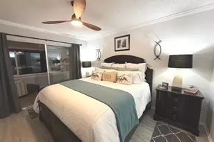 100 Bluff View Dr, Belleair Bluffs, FL 33770 - Photo 9