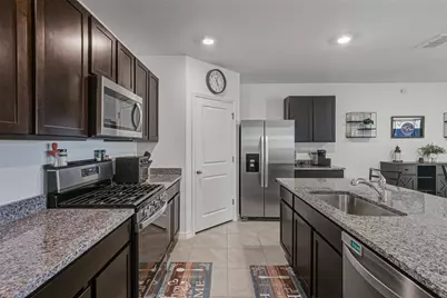 2741 Gardiner Lane, Zephyrhills, FL 33541 - Photo 15