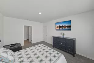 2741 Gardiner Ln, Zephyrhills, FL 33541 - Photo 23